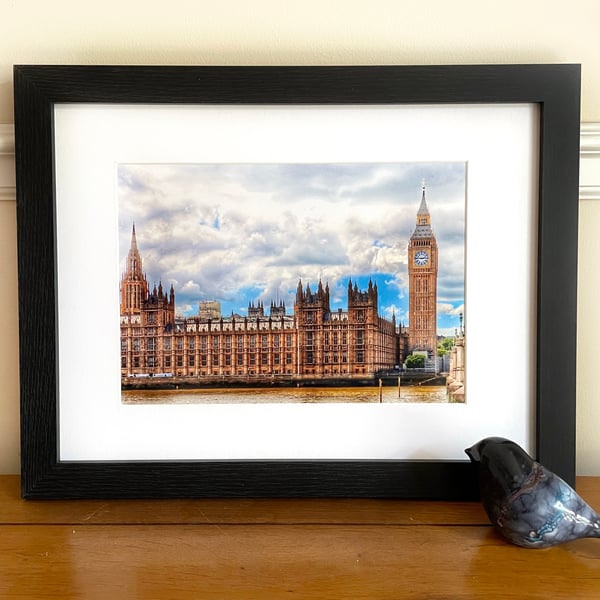 A framed photo of the Houses of Parliament Photo, Big Ben, London