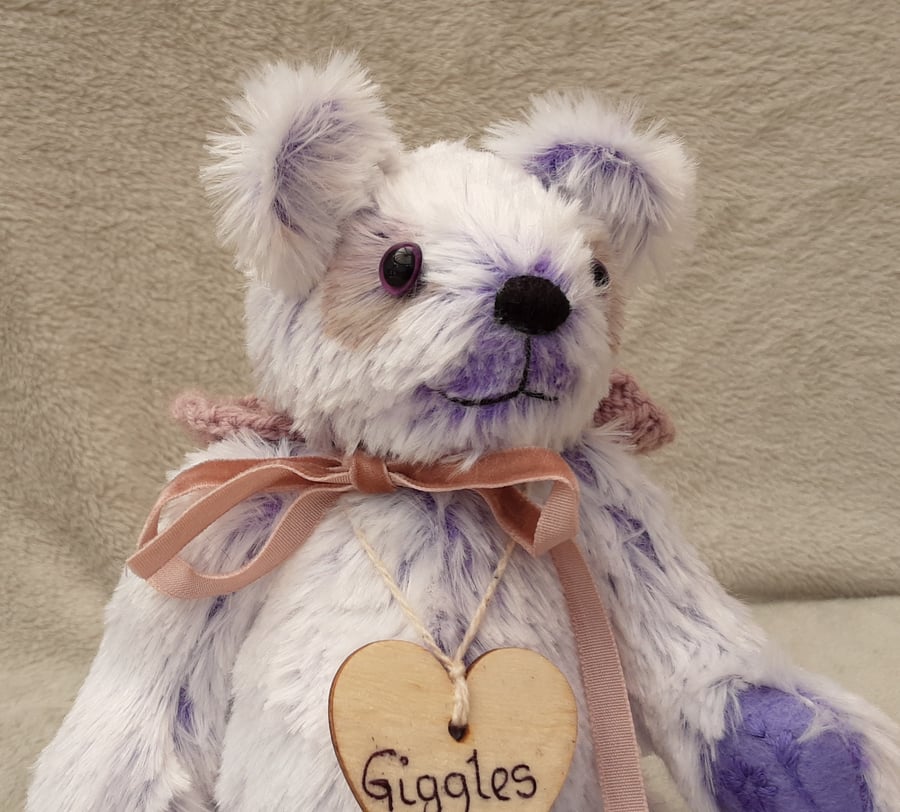 Giggles, a cute cheeky artist bear, unique handmade adult collectable teddy
