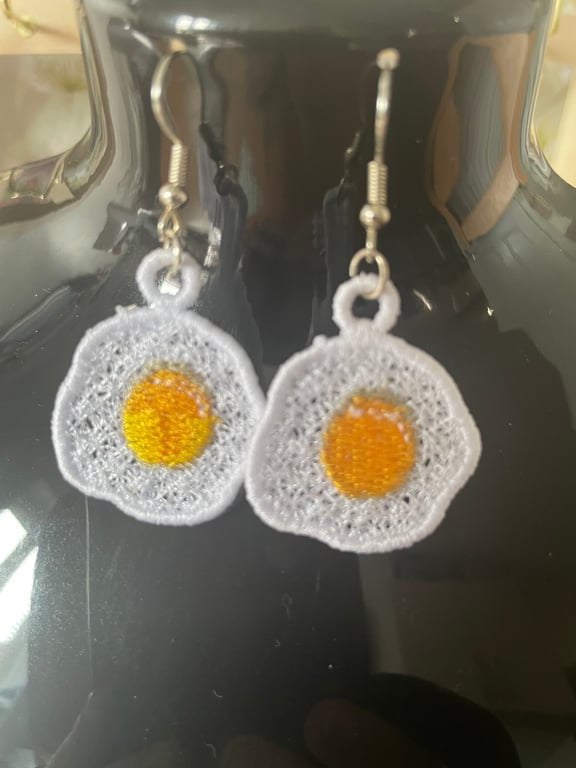 Handmade Free Standing Lace Earrings Fried eggs 