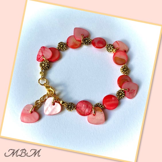 Salmon Pink & Gold Mother of Pearl Heart Bracelet