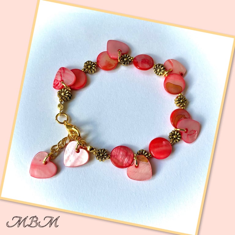 Salmon Pink & Gold Mother of Pearl Heart Bracelet