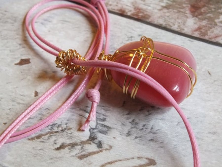 Dark Pink Glass Pendant Necklace