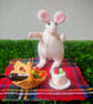 Picnic Mouse 