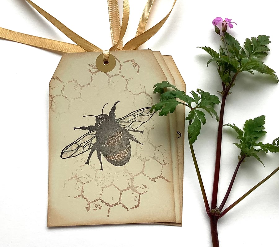 GIFT TAGS. Luggage  tag style.( set of 3) Bee. Honeycomb. Spring. Summer.