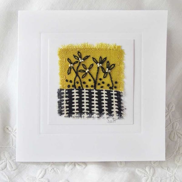 HAND EMBROIDERED GREETINGS CARD FLOWERS