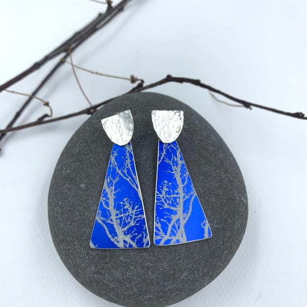 Blue aluminium drop earrings with tree design and silver stud