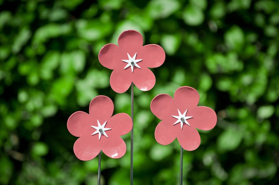 Pink Forget Me Not Metal Flower Stem, Home or Garden Ornament, Memorial Gift