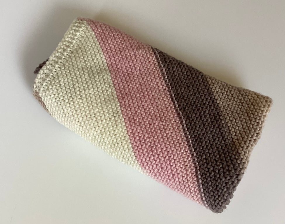 Baby blanket hand knitted