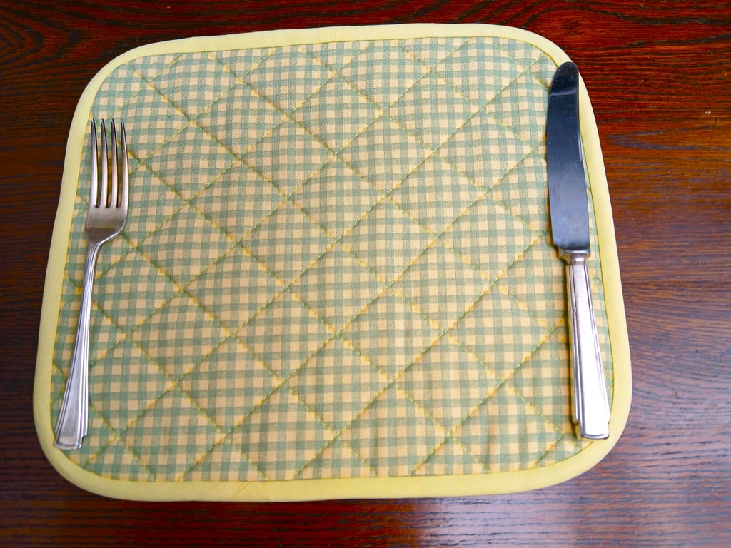 Placemat, Quilted Heat Resistant made in 100% Check Cotton Fabric, Lemon,Green