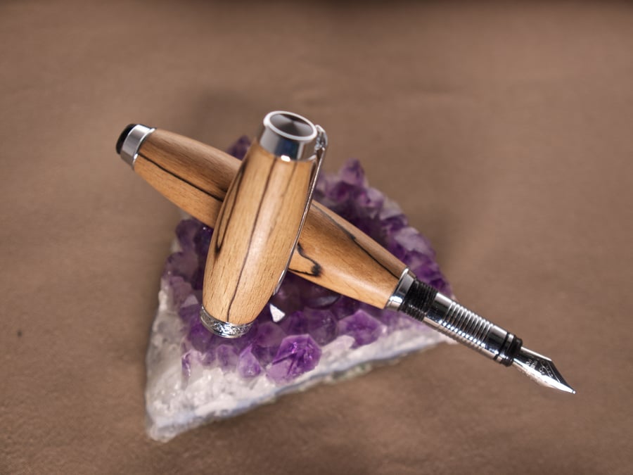 Wood fountain pen hand crafted from spalted beech, R7,6
