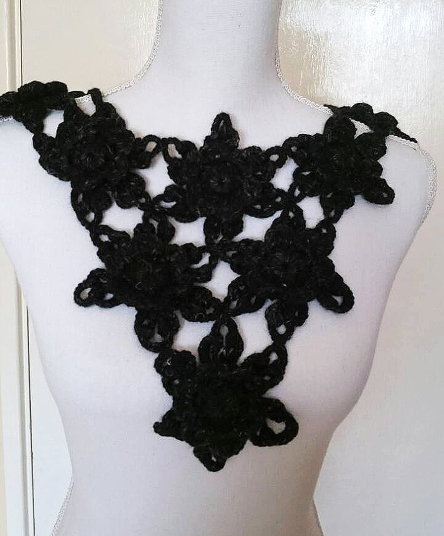 Crochet black flower triangle necklace -decorative collar -woman accessoriess