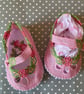 Handmade Free-Standing Lace Baby Shoes  - Image 3