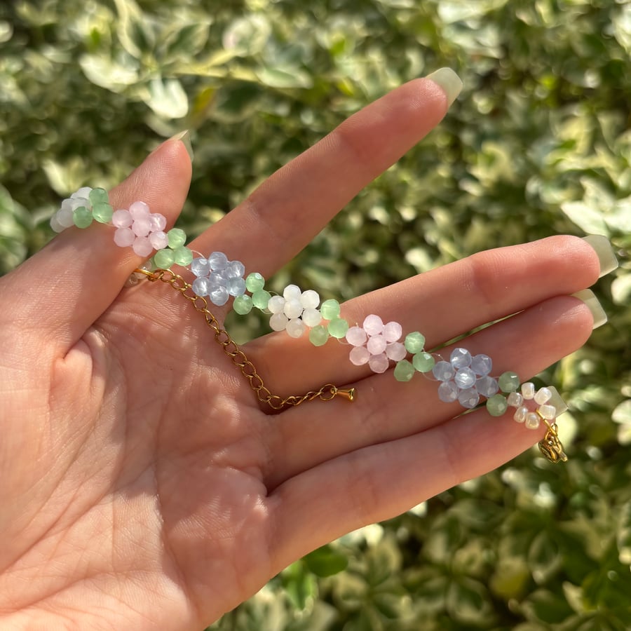 Pastel Garden Flower Bracelet - Dainty Beaded Cottagecore Jewelry - Handmade