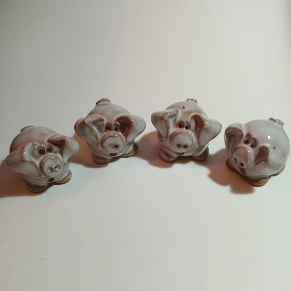 "Four Little Pigs" Ceramic Earthenware Pottery Ornaments