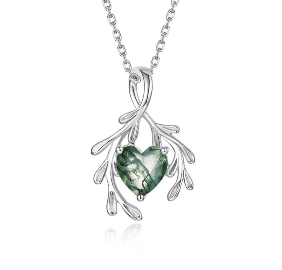 Natural Beautiful Moss Agate stone Pendant Heart Shape With S925 Silver chain