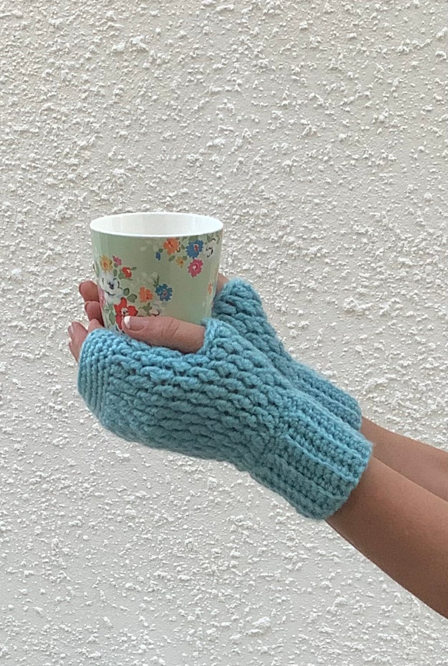 FINGERLESS MITTS , gloves ' Erme Trail '. Soft Wool blend. Aqua blue.