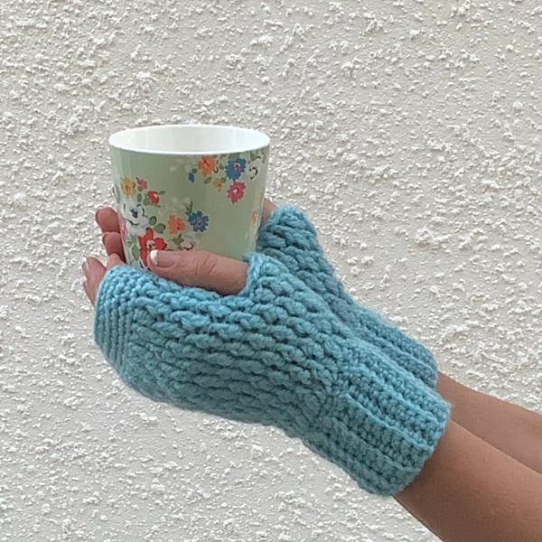 FINGERLESS MITTS , gloves ' Erme Trail '. Soft Wool blend. Aqua blue.