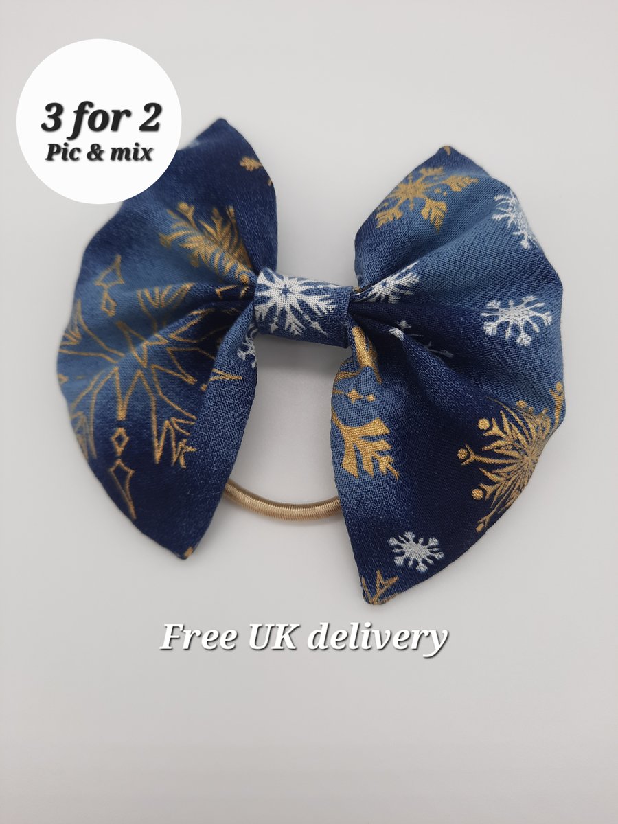 Hair bow navy snowflake, free UK delivery. 