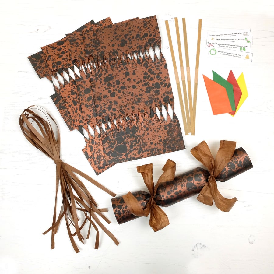 Marbled paper diy crackers kit set of 4 black and copper