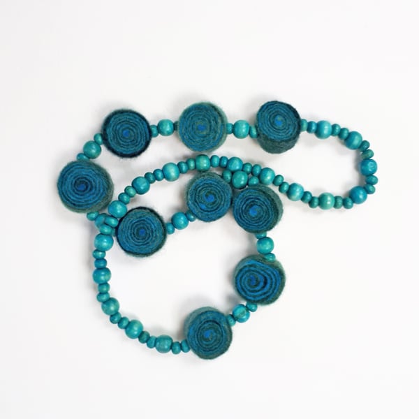 Short Turquoise & Teal Felt Necklace with Turquoise Wooden Beads