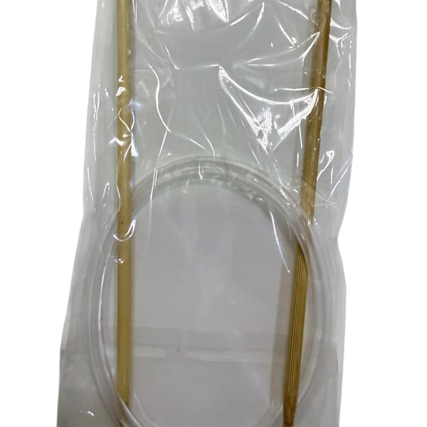 Wooden circular knitting needles (60cmx4mm)