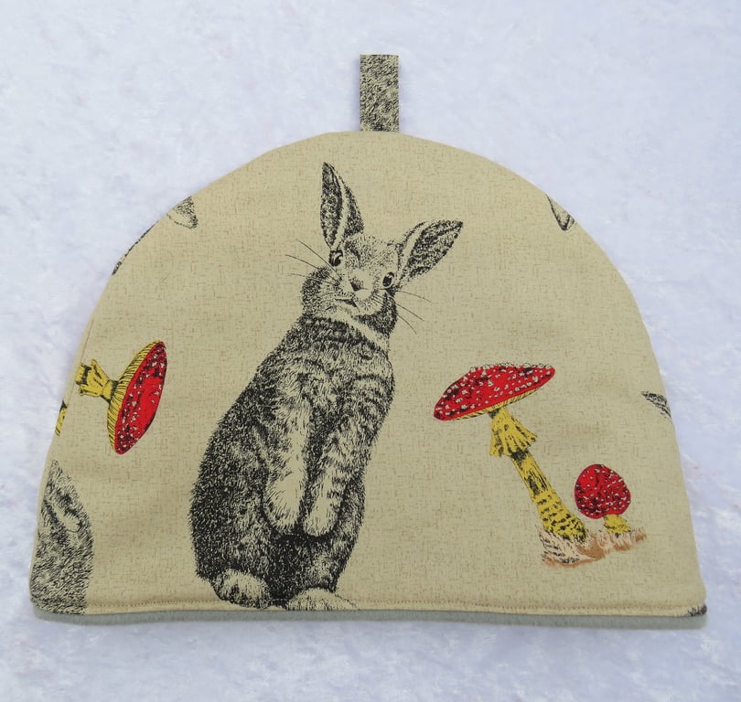   Tea cosy, size small, to fit a two cup teapot