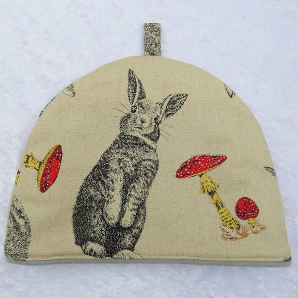   Tea cosy, size small, to fit a two cup teapot