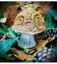 Gold Toadstool Christmas decoration - Image 1