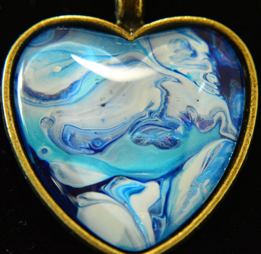 Heart Pendant using Acrylic Paint Pouring method 