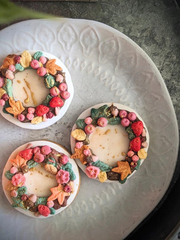 Autumn Wreath Biscuit Gift Box - Handcrafted Fall Cookie Set 