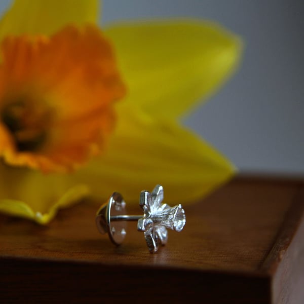 Silver Tie Pin - Handmade Sterling Silver Daffodil Pin