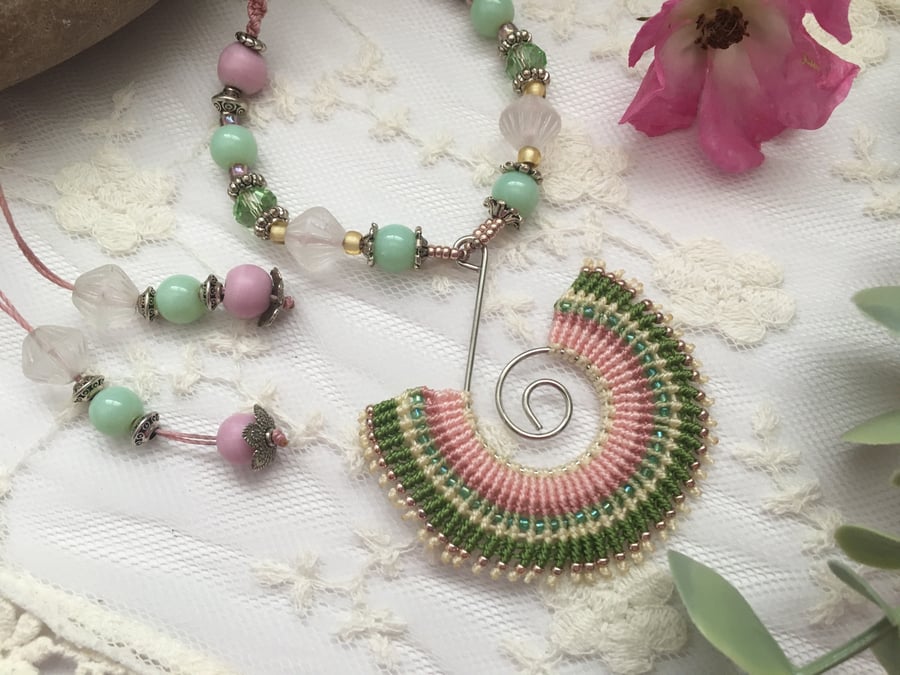 Beaded macrame spiral pendant, mandala necklace, gift for boho girl