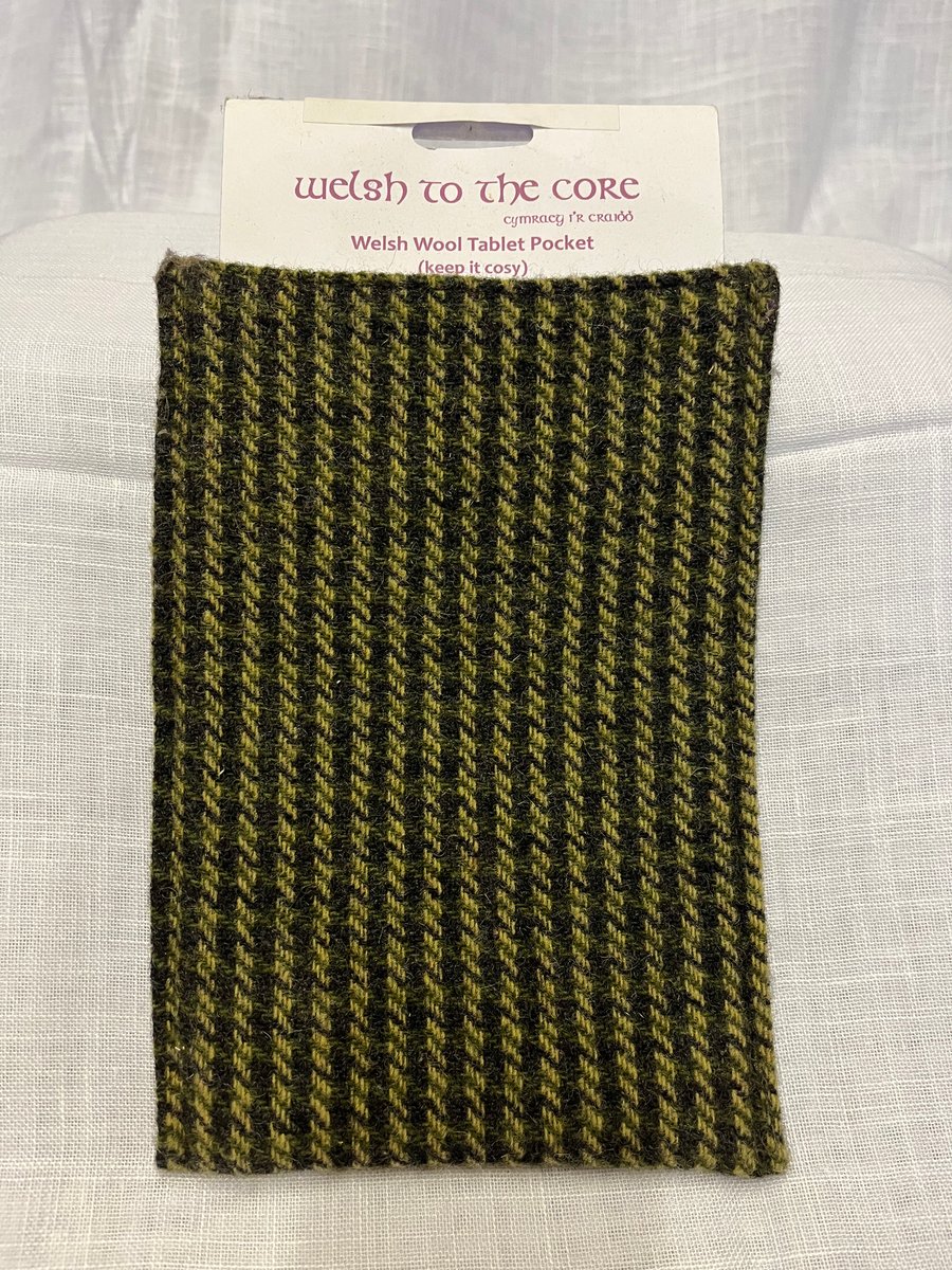 Handmade Welsh Wool Small tablet sleeve - Folksy