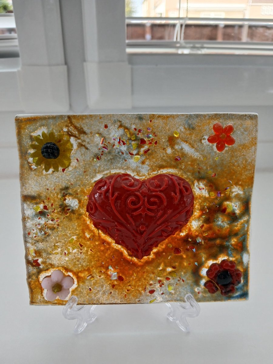  Handmade Fused Glass Heart & Floral Art Plaque – Unique Iridescent Decor