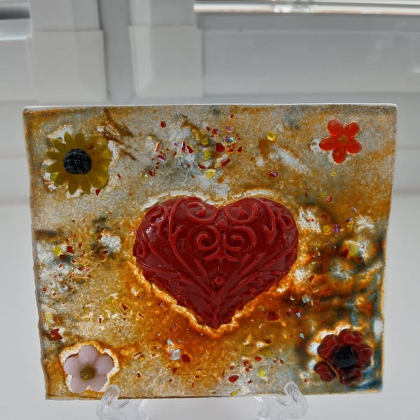  Handmade Fused Glass Heart & Floral Art Plaque – Unique Iridescent Decor