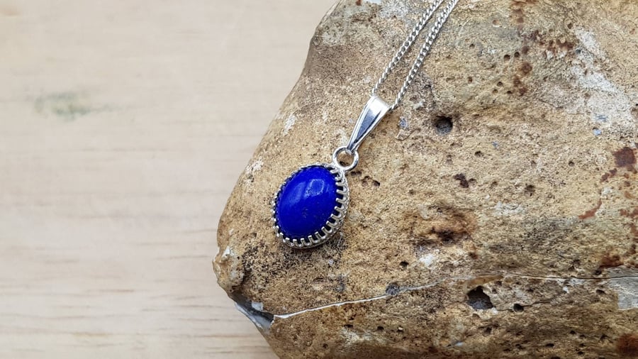 Tiny blue Lapis lazuli Pendant Necklace. Sterling silver. September birthstone