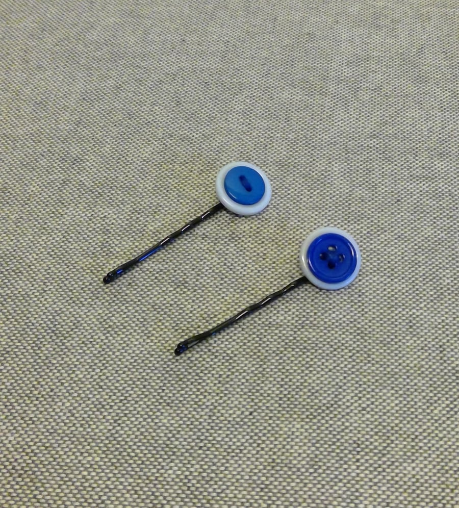 Button hair slides