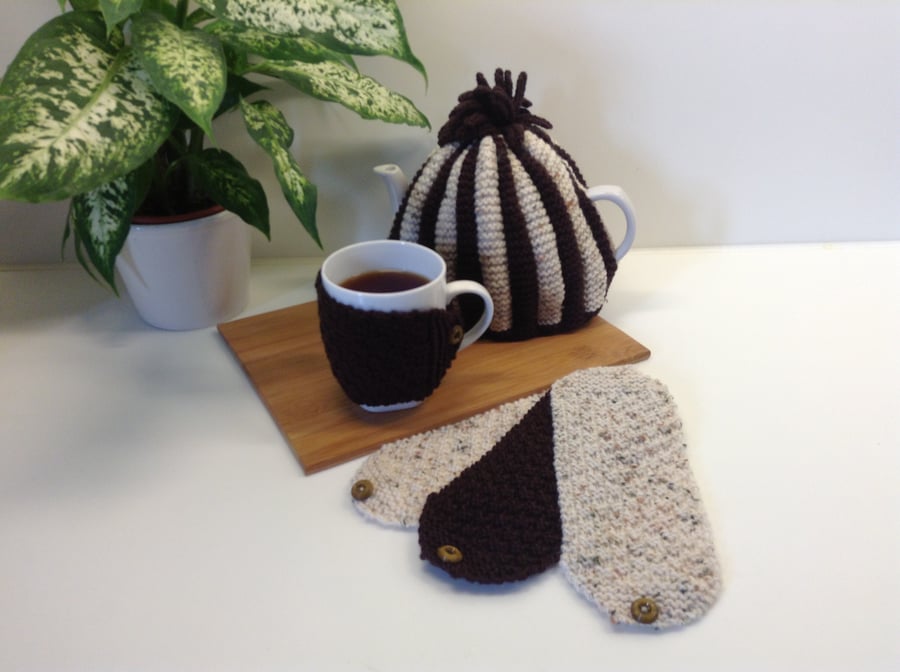 Handmade Retro Tea Cosy and Mug Warmers