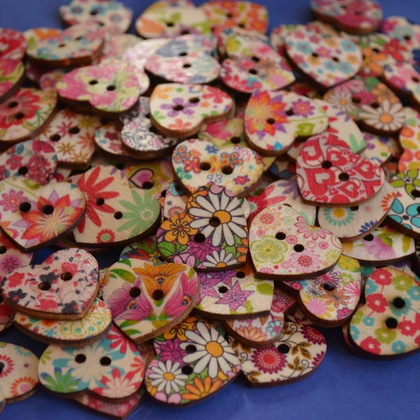 Wooden Heart Buttons Floral Mixed 6pk 25x22mm (H1)