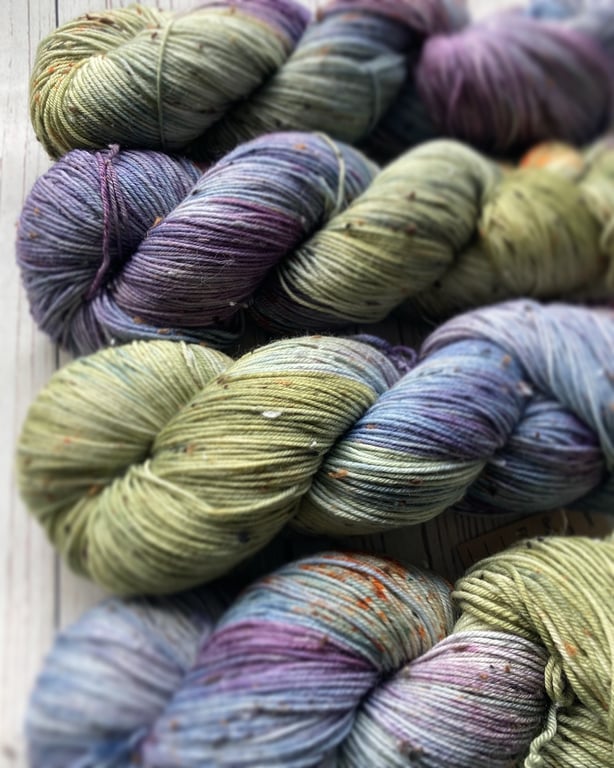 Hand dyed yarn Fingering merino tweed 100g Fern creek