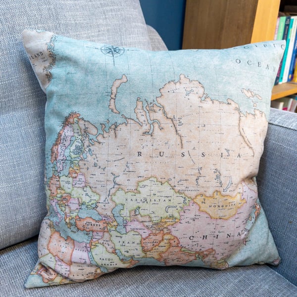 World map cushion cover with linen back