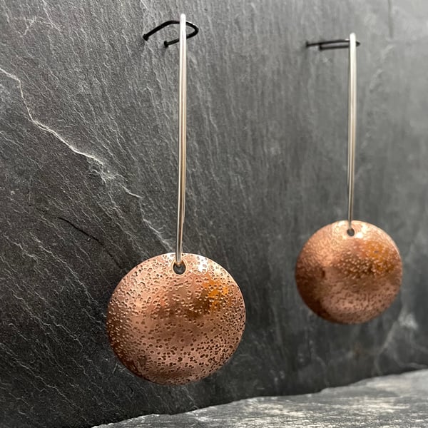 Stippled Copper Disk Earrings 