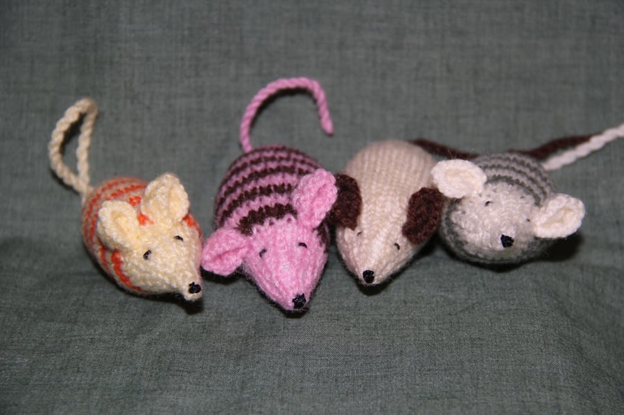Assorted Hand Knitted Catnip Mice