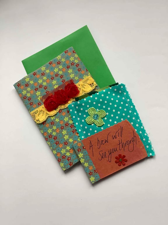 Flowery tea bag card gift