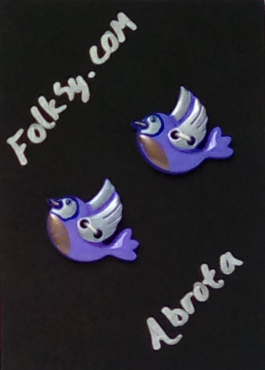 Purple bluebird, bird shaped buttons