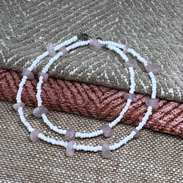 Glass bead and Rose Quartz choker necklace
