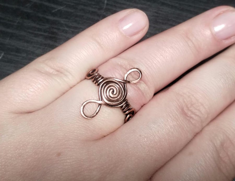 Copper Swirl Viking Ring, Goth WireWrap Ring