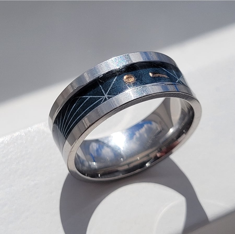 Stainless steel geometric dress ring