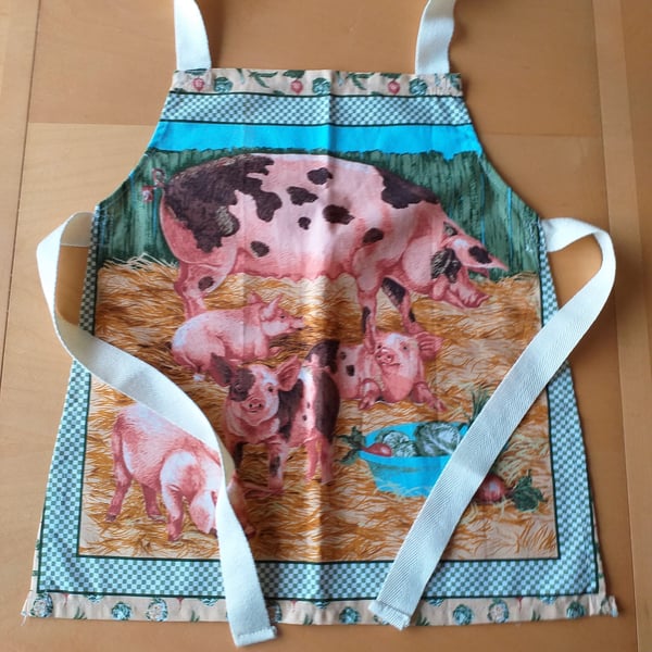 Sow with Piglets Apron age 2-6