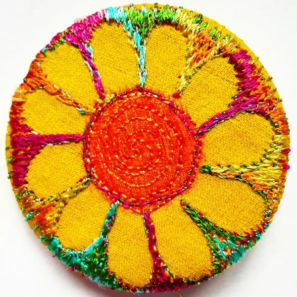 Badge 45mm Multicoloured Flower Textile Badge 